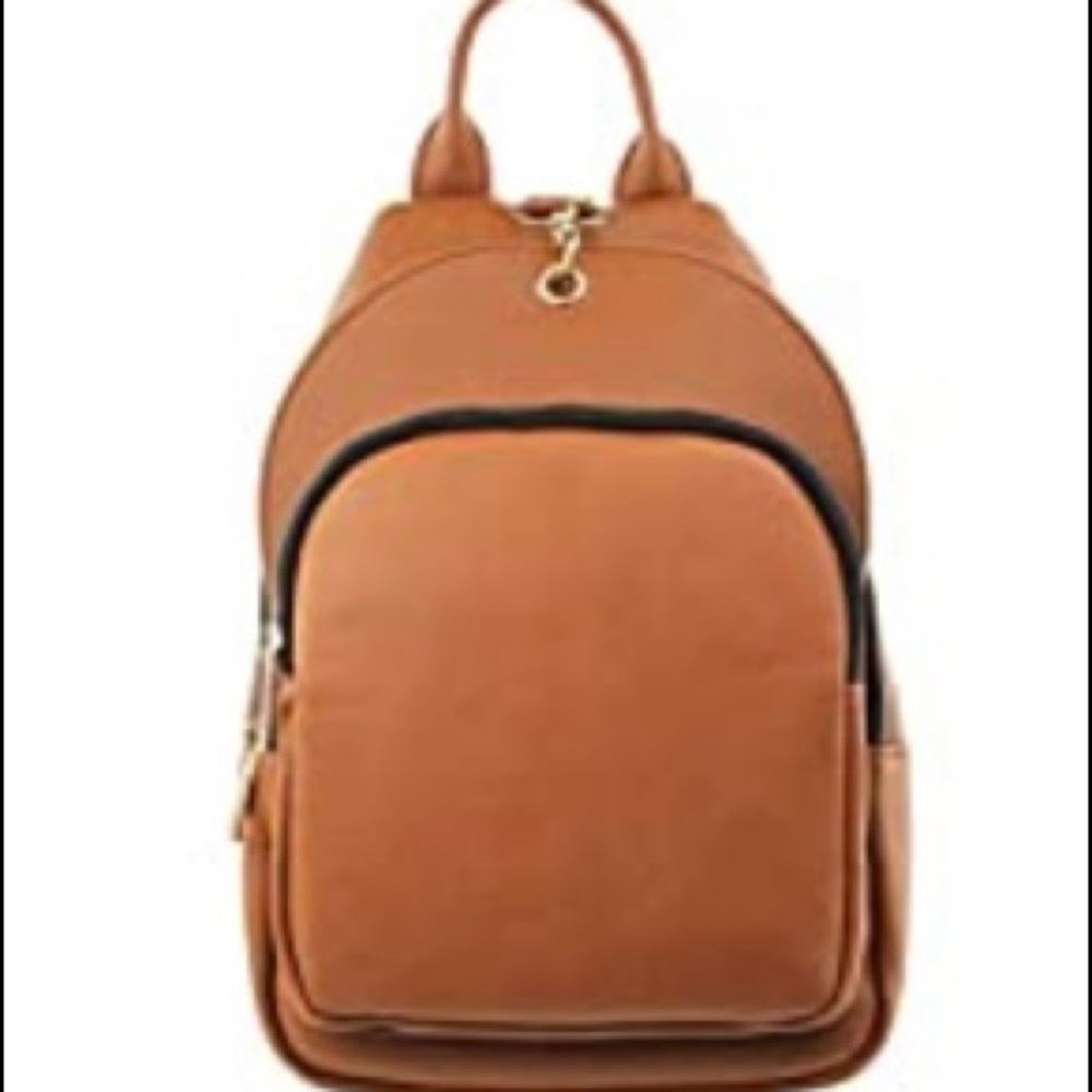 First picture shows the actual bag and color